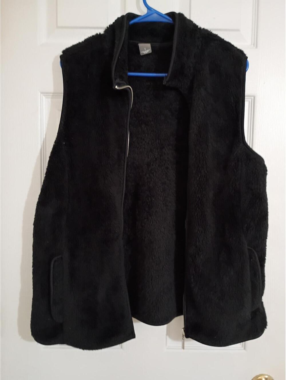 Black Faux Fur Zip-Up Vest